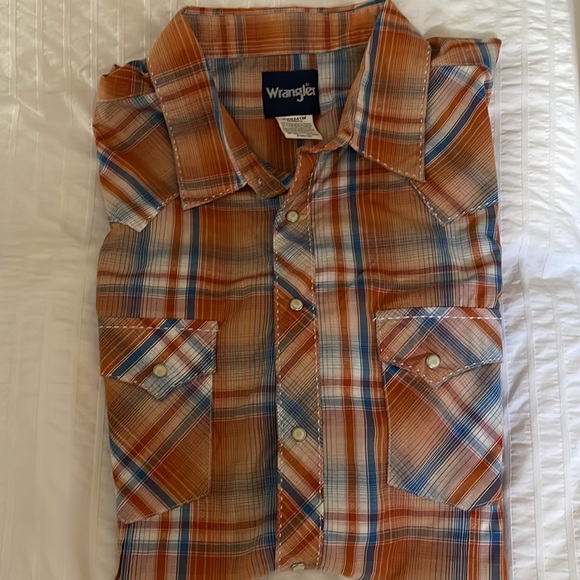 Wrangler mens western shirt  New but washed once too small fits more like an XL - Picture 6 of 7